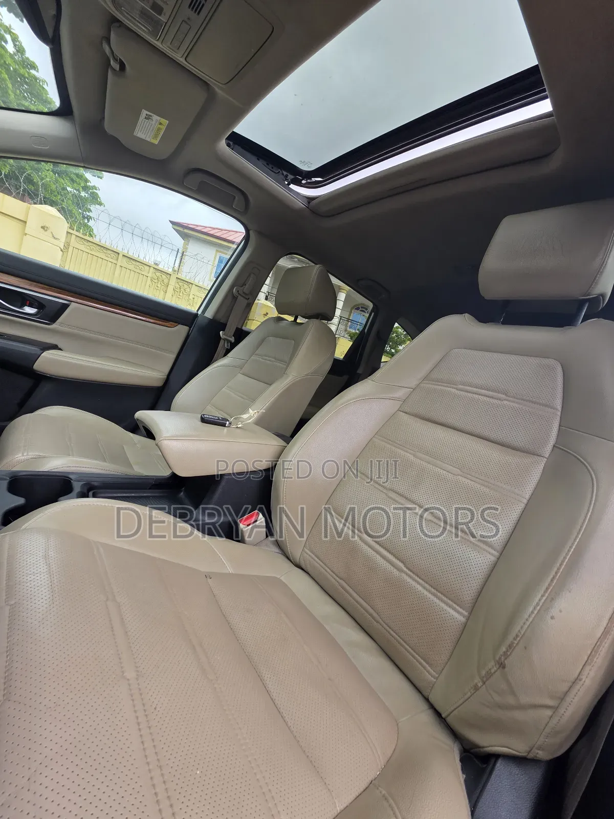 Honda CR-V Touring AWD 2019 White