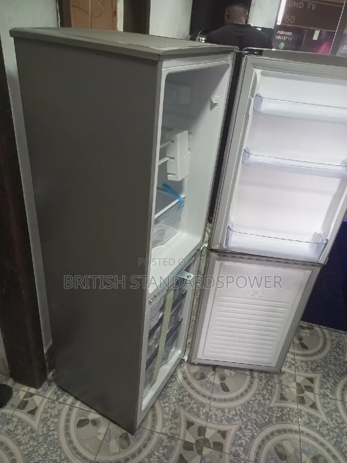 Comfortable Mitsui Fridge 143l Fridge Freezer Double Door