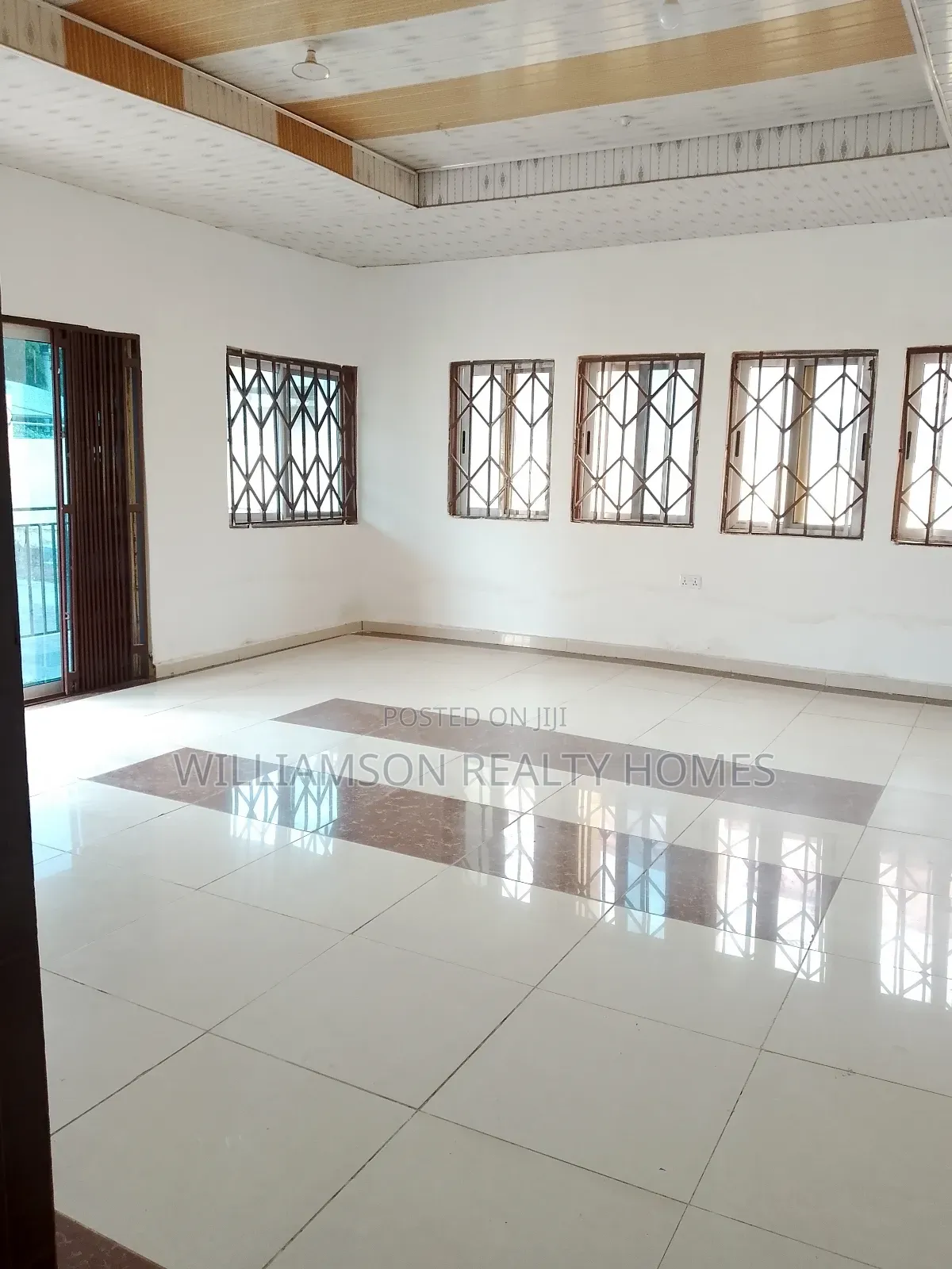 3bdrm House in Hfc Estate Area, Spintex for rent