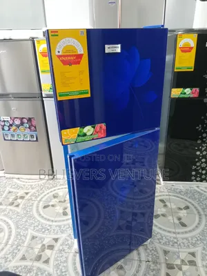 Experience Westpool Ultimate 108l Fridge Top Freezer Fridge