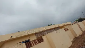 2bdrm Apartment in Housing Flat, Adenta for rent