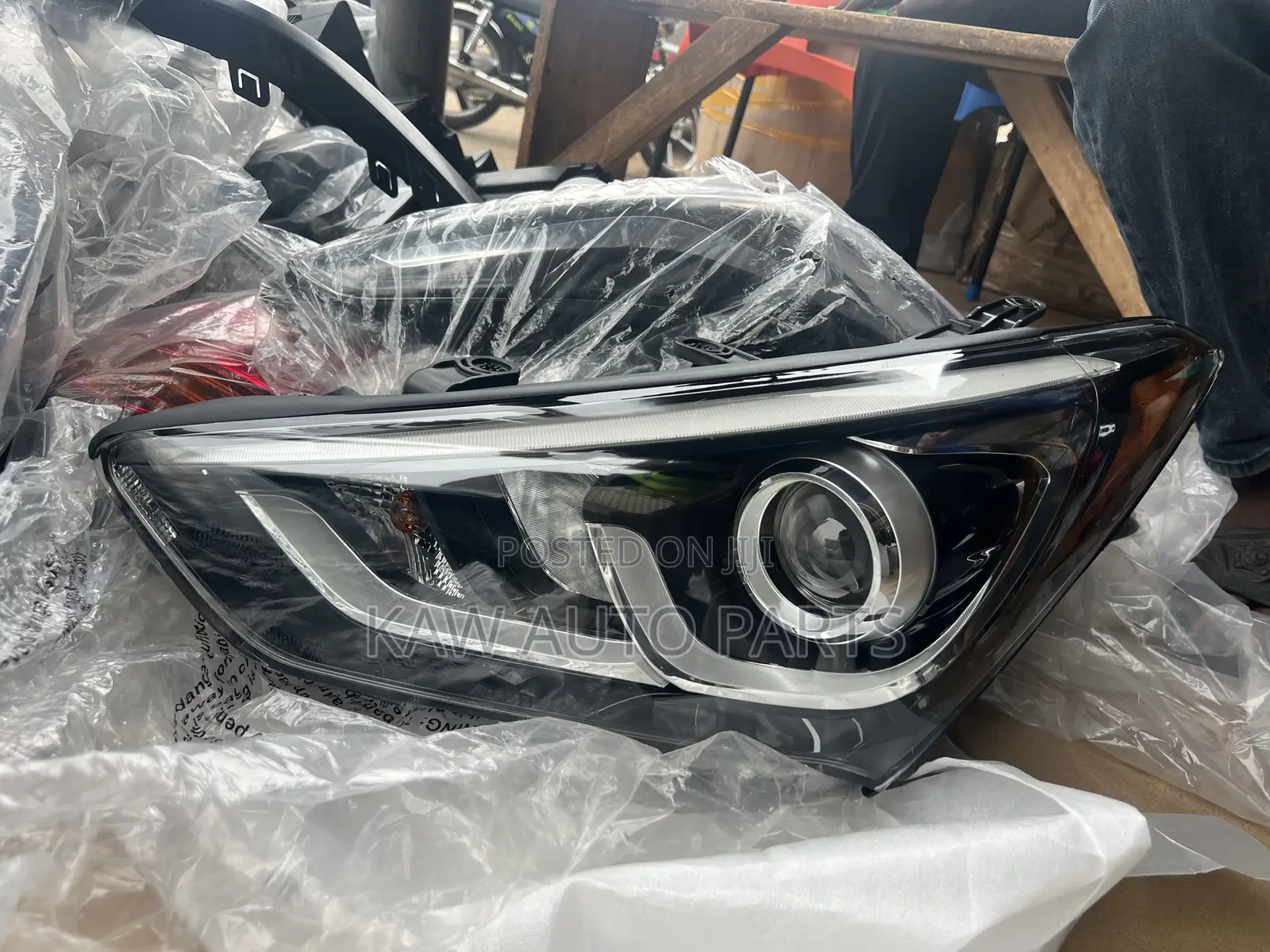 2017,2018,2019 Headlight For Hyundai Santafe