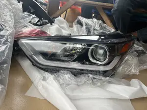 2017,2018,2019,2020 Headlights for Hyundai Santafe Grand