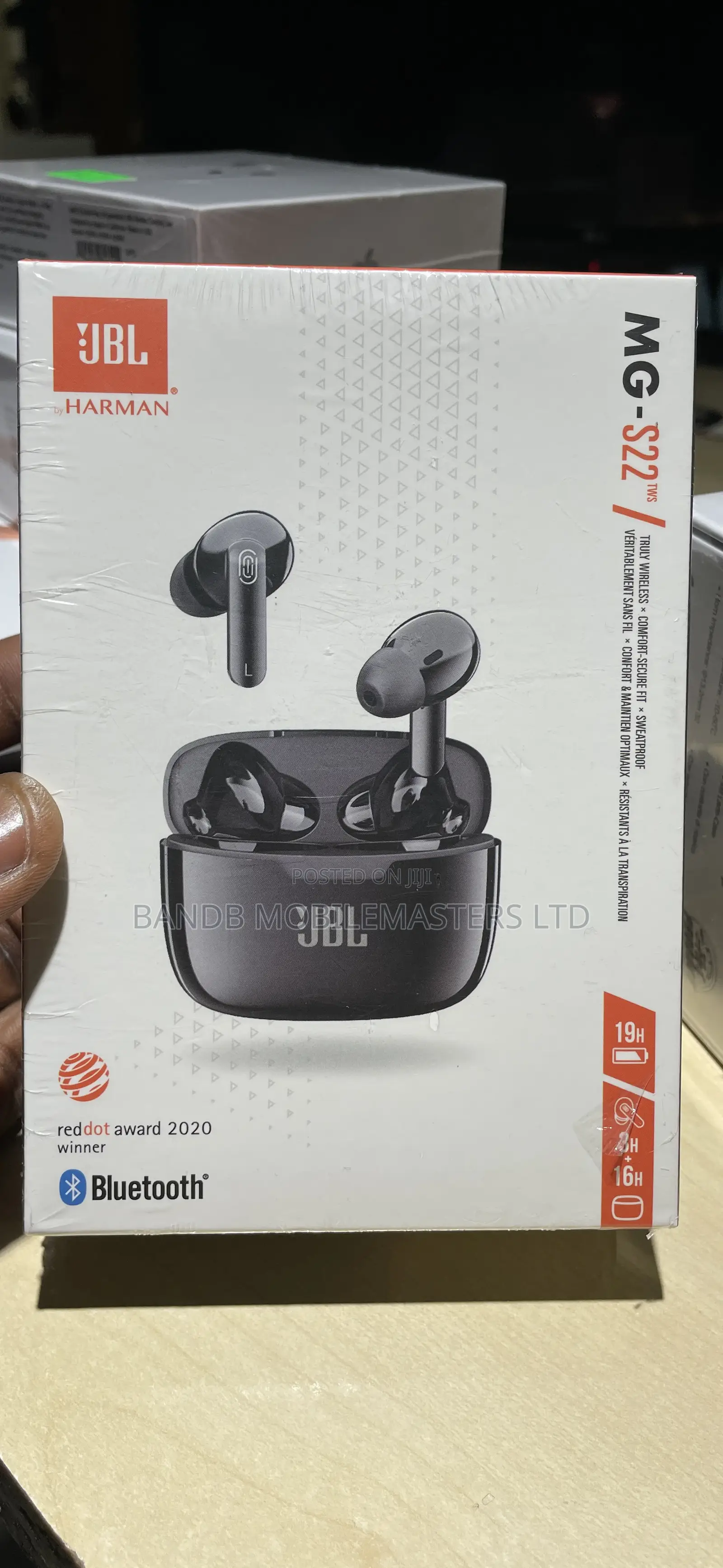 JBL Earphones Mg-S22 Black and White