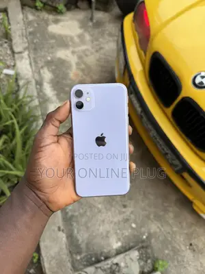 Photo - Apple iPhone 11 128 GB Purple