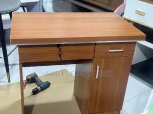 Office Desk/Table