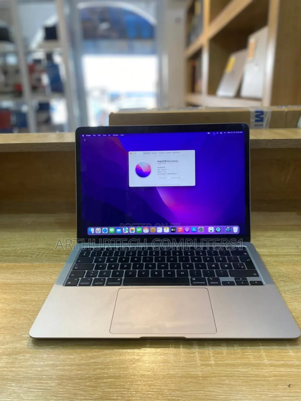 Laptop Apple MacBook Air 2020 M1 8GB Intel Core I5 SSD 256GB