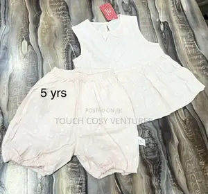 Elegant Sleeveless Princess Top and Bolato Short