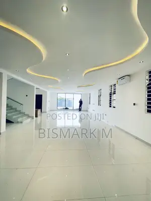 4bdrm House in Ashaley Botwe for sale