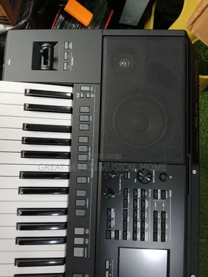 Yamaha Psr Sx 720