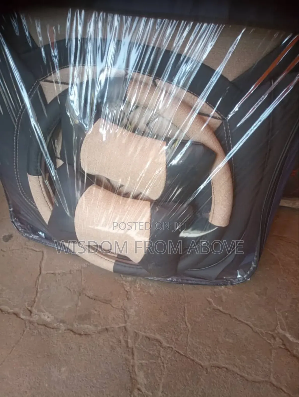 Pure Leather Seats Covers Availe in Colours Mobile Services