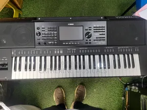 PSR-Sx 720 Yamaha Keyboard