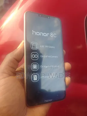 New Huawei Honor 8C 64 GB Gold