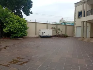 4bdrm House in Dzorwulu for rent