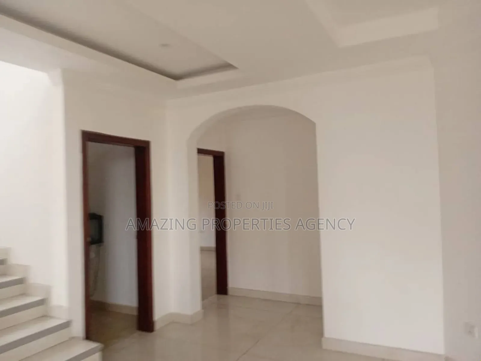 4bdrm House in Dzorwulu for rent