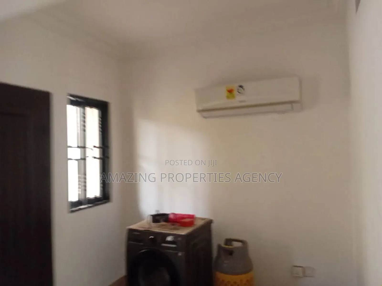 4bdrm House in Dzorwulu for rent