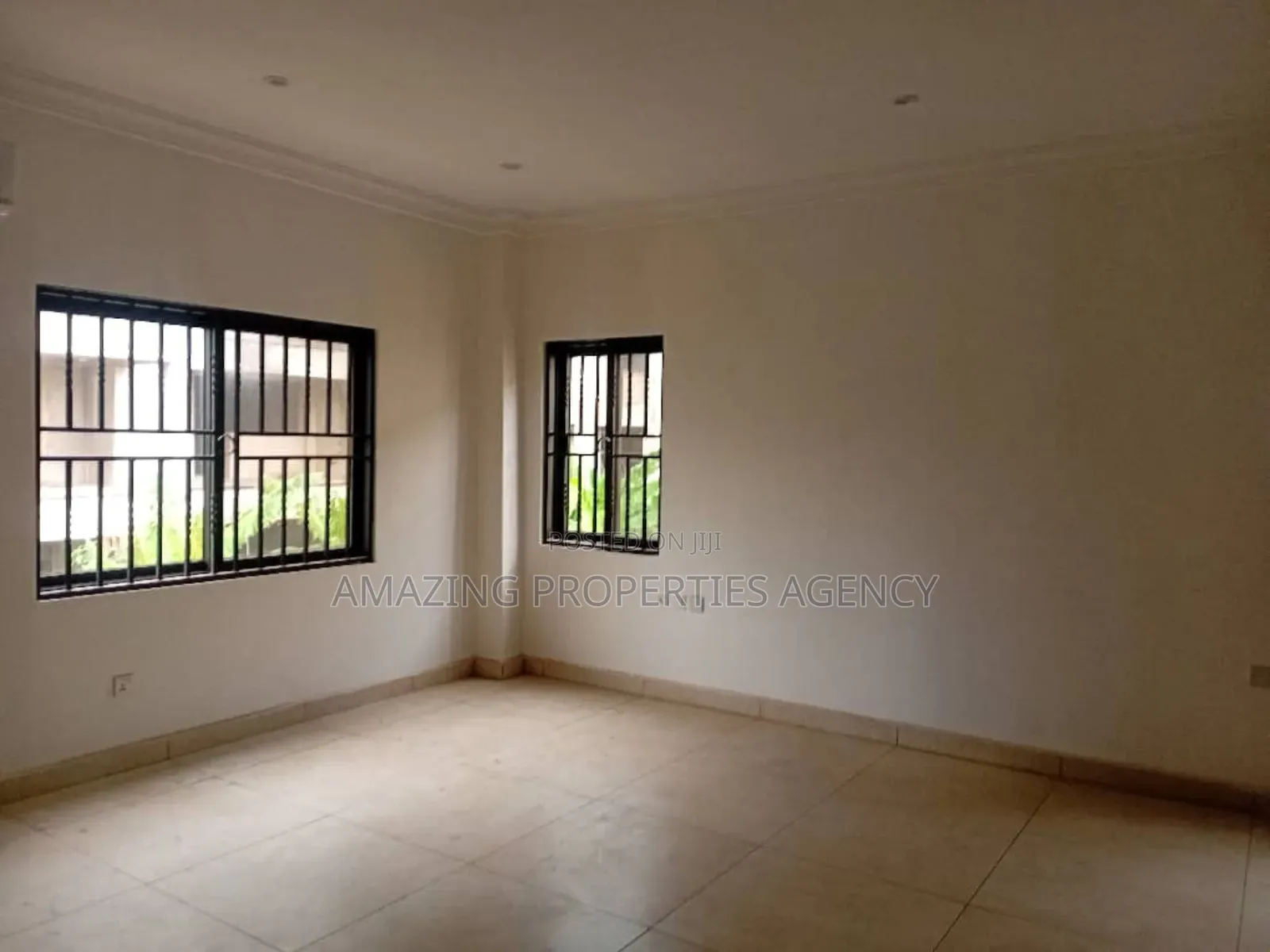 4bdrm House in Dzorwulu for rent