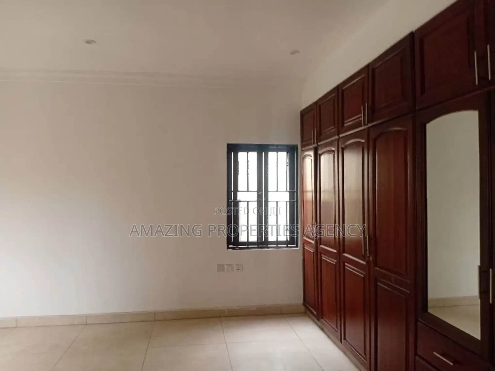 4bdrm House in Dzorwulu for rent