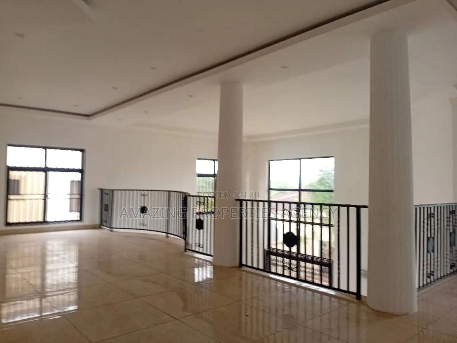 4bdrm House in Dzorwulu for rent