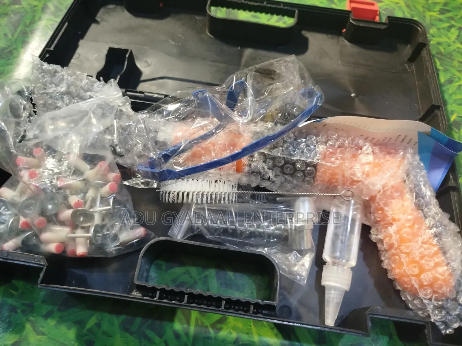 Nail Gun + 50pcs Guntry Nails