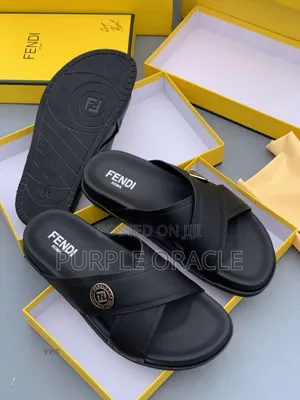 Fendi Roma Leather Slides