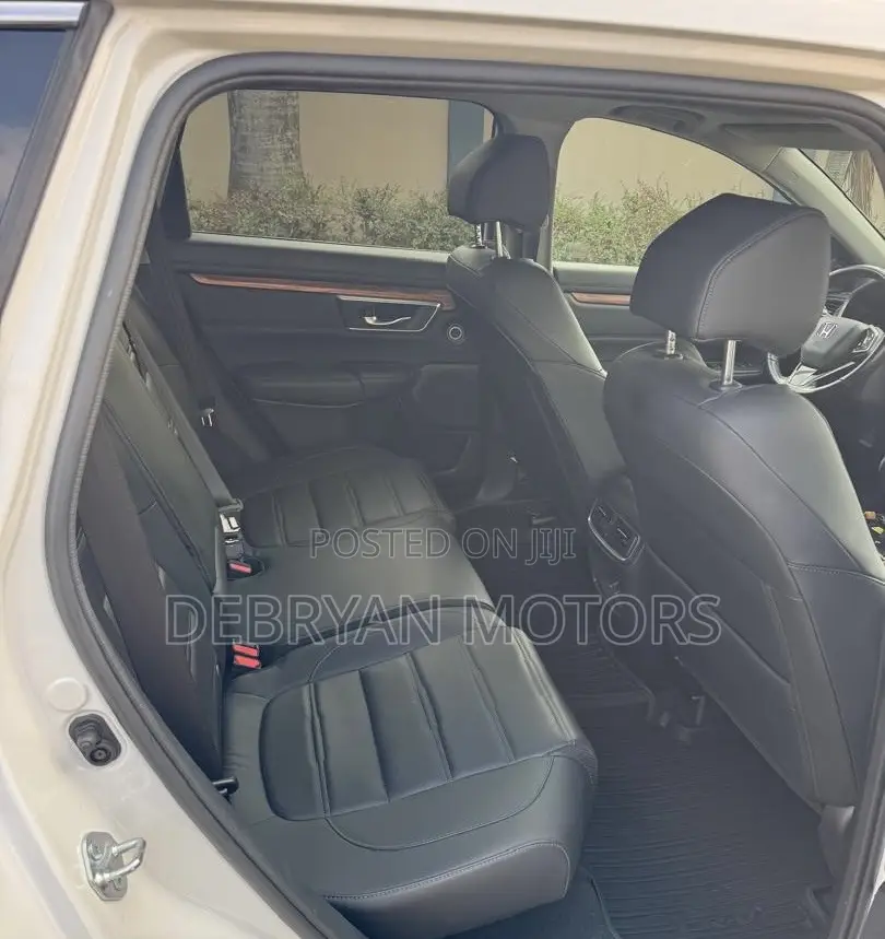 Honda CR-V Touring 2021 White