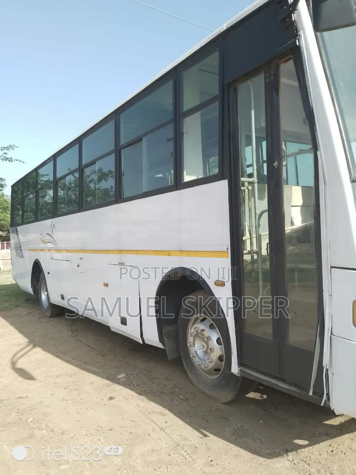 Tata Starbus Ultra Skool 2008 White