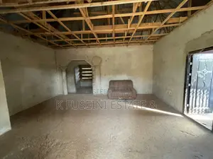3bdrm House in K Fuseini Estate, Kumasi Metropolitan for sale