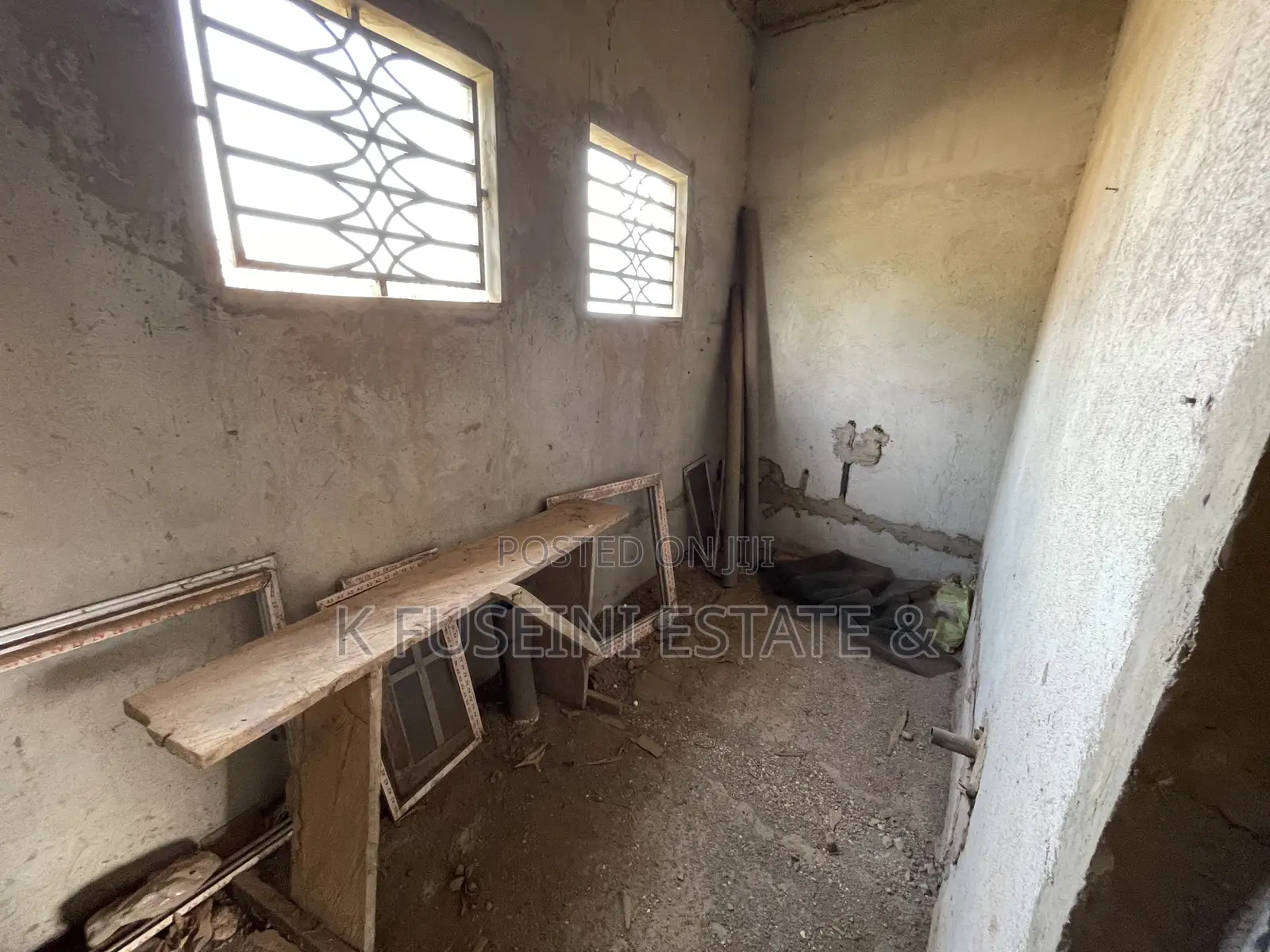 3bdrm House in K Fuseini Estate, Kumasi Metropolitan for sale