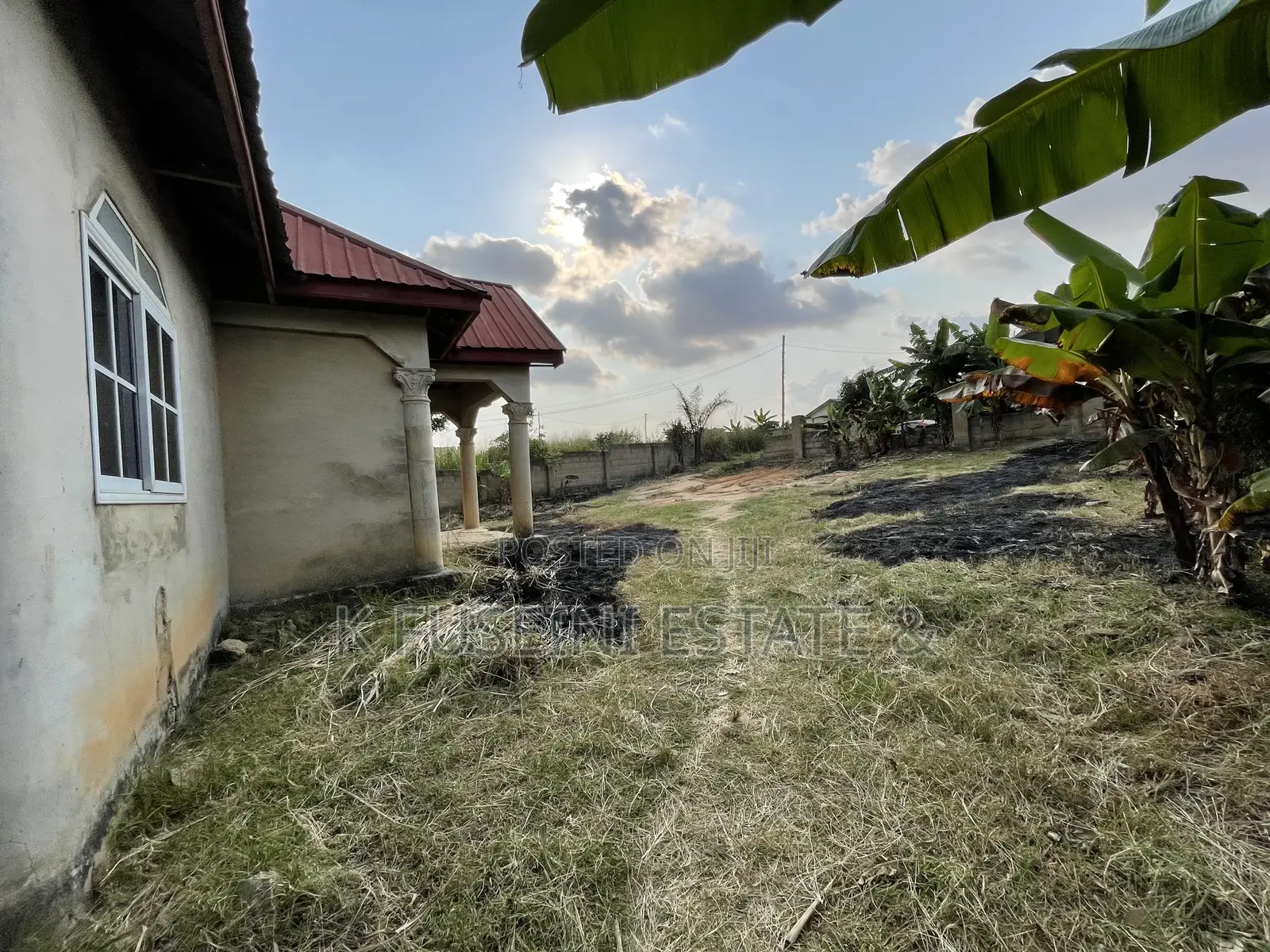 3bdrm House in K Fuseini Estate, Kumasi Metropolitan for sale