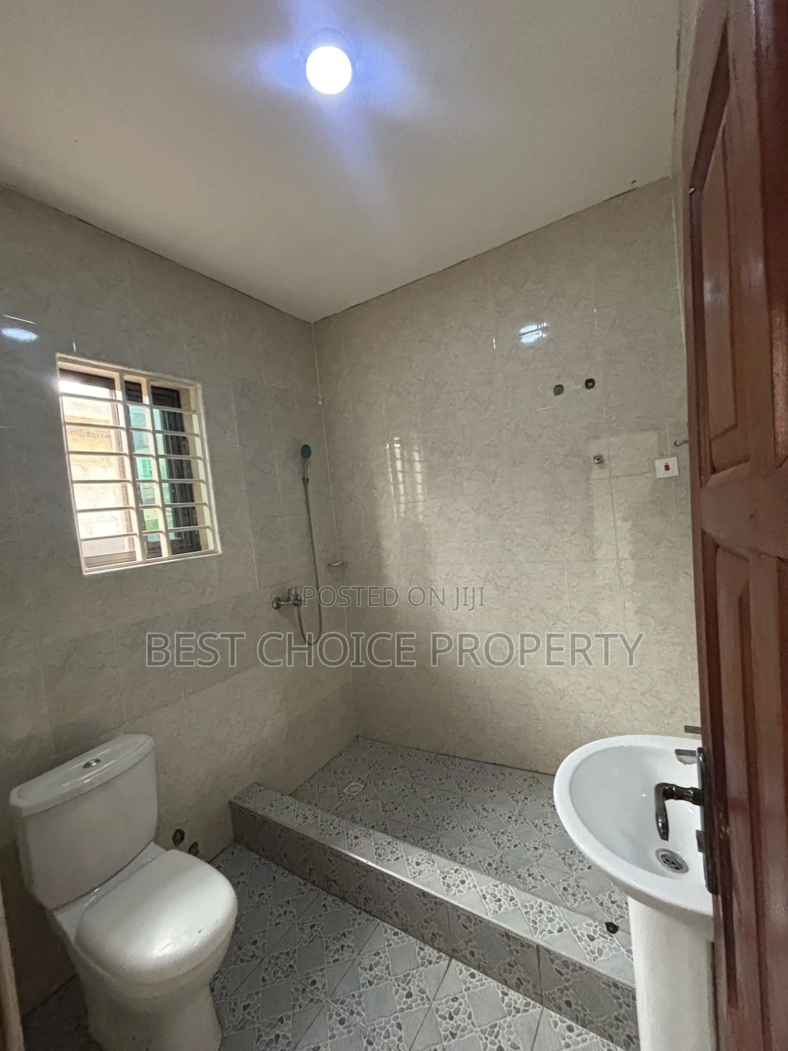 Chamber and Hall Sc Adenta New Legon