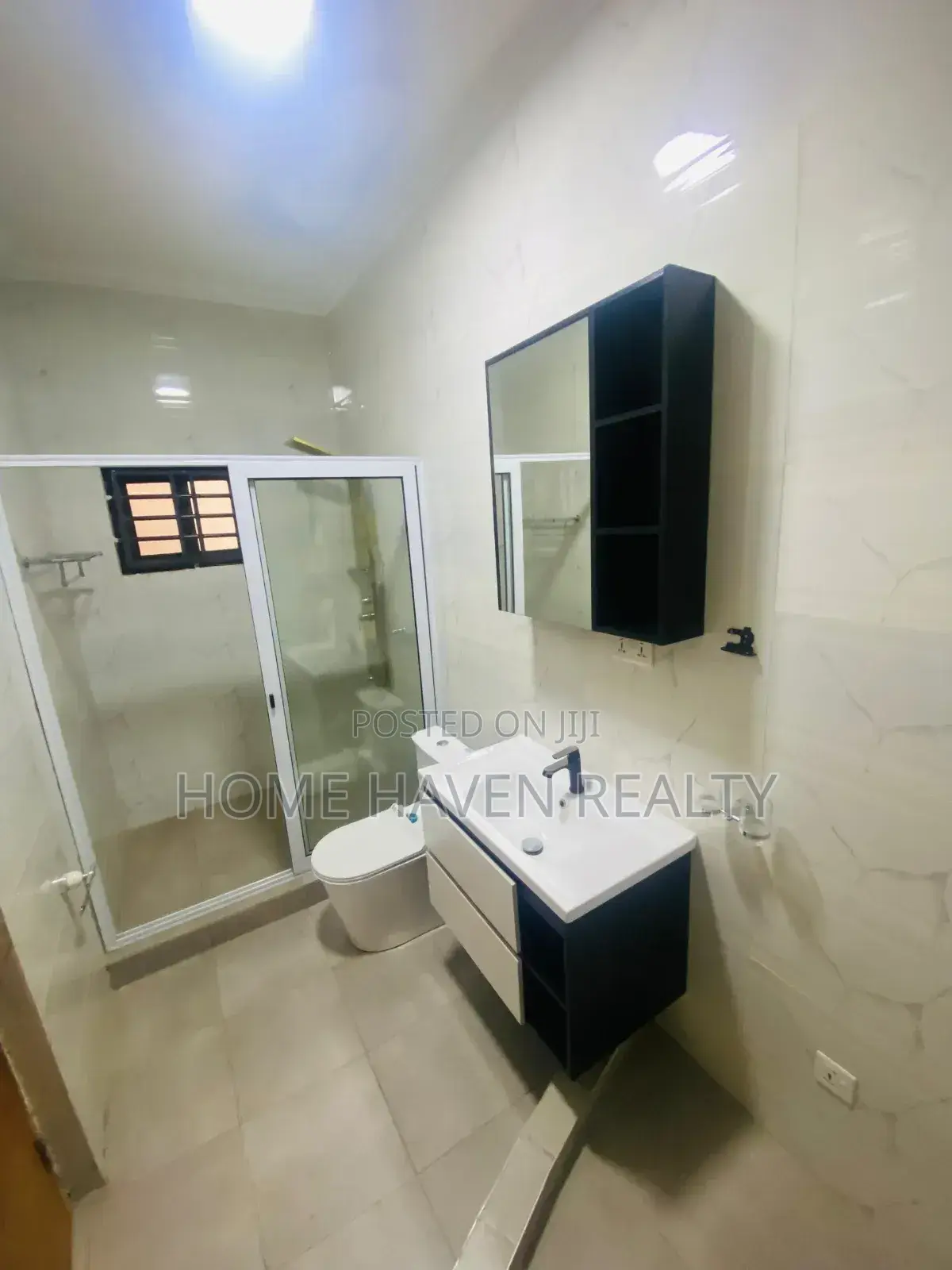 3bdrm House in Mile 7, Achimota for rent