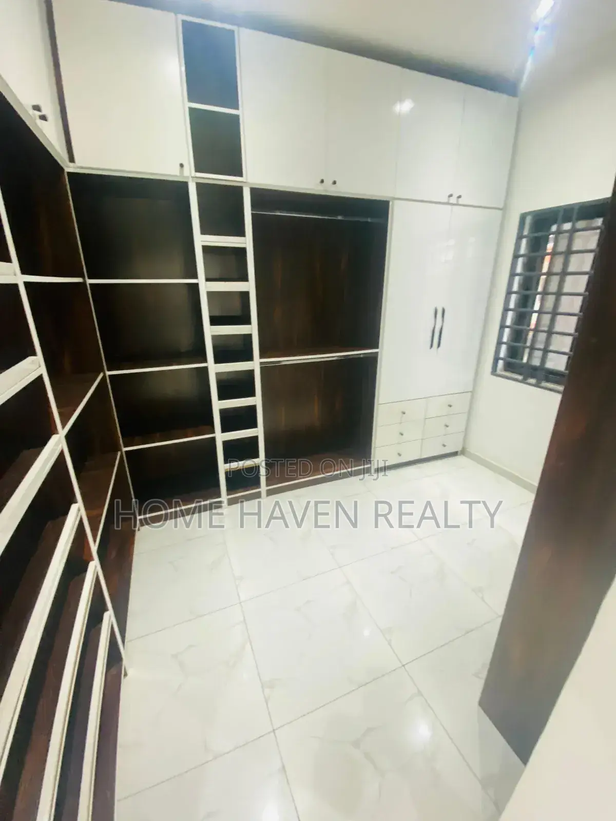 3bdrm House in Mile 7, Achimota for rent