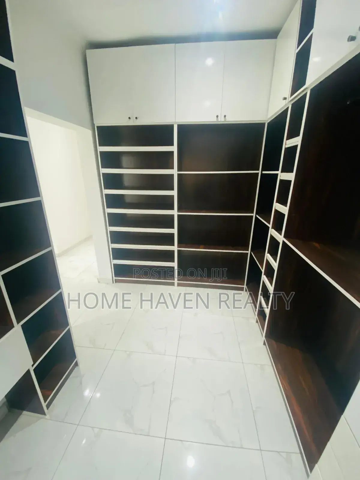 3bdrm House in Mile 7, Achimota for rent