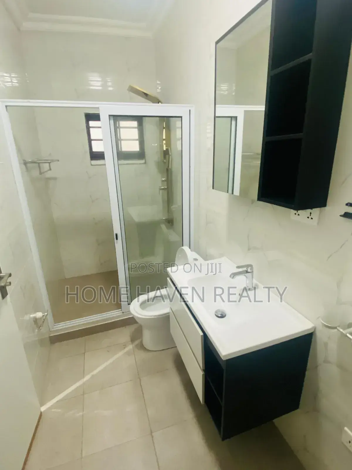 3bdrm House in Mile 7, Achimota for rent
