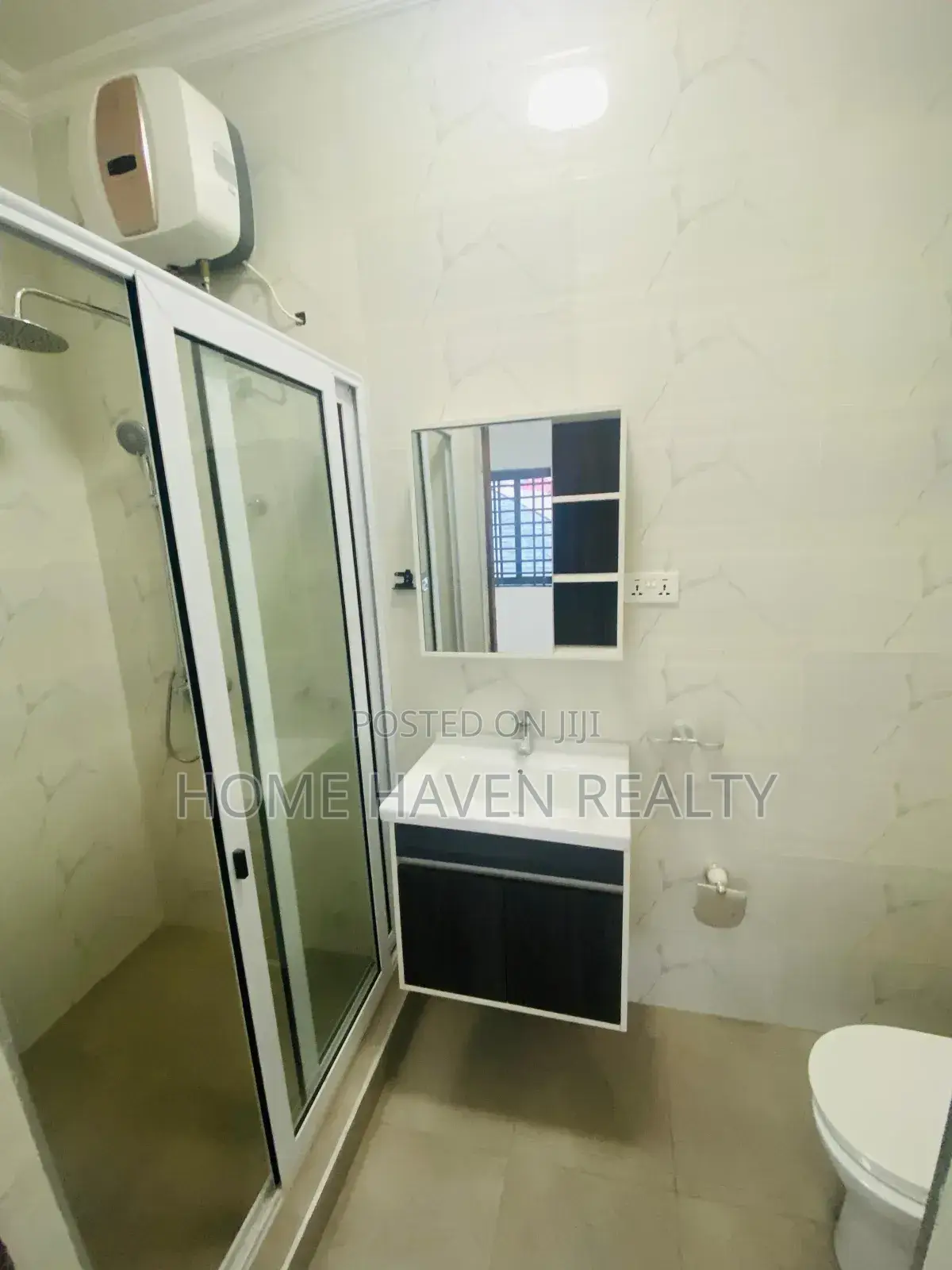 3bdrm House in Mile 7, Achimota for rent