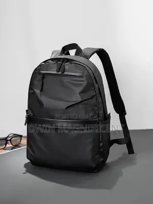 Sleek Navy Everyday Backpack – Modern