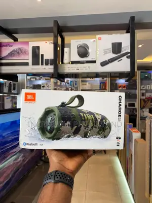 JBL Charge 6