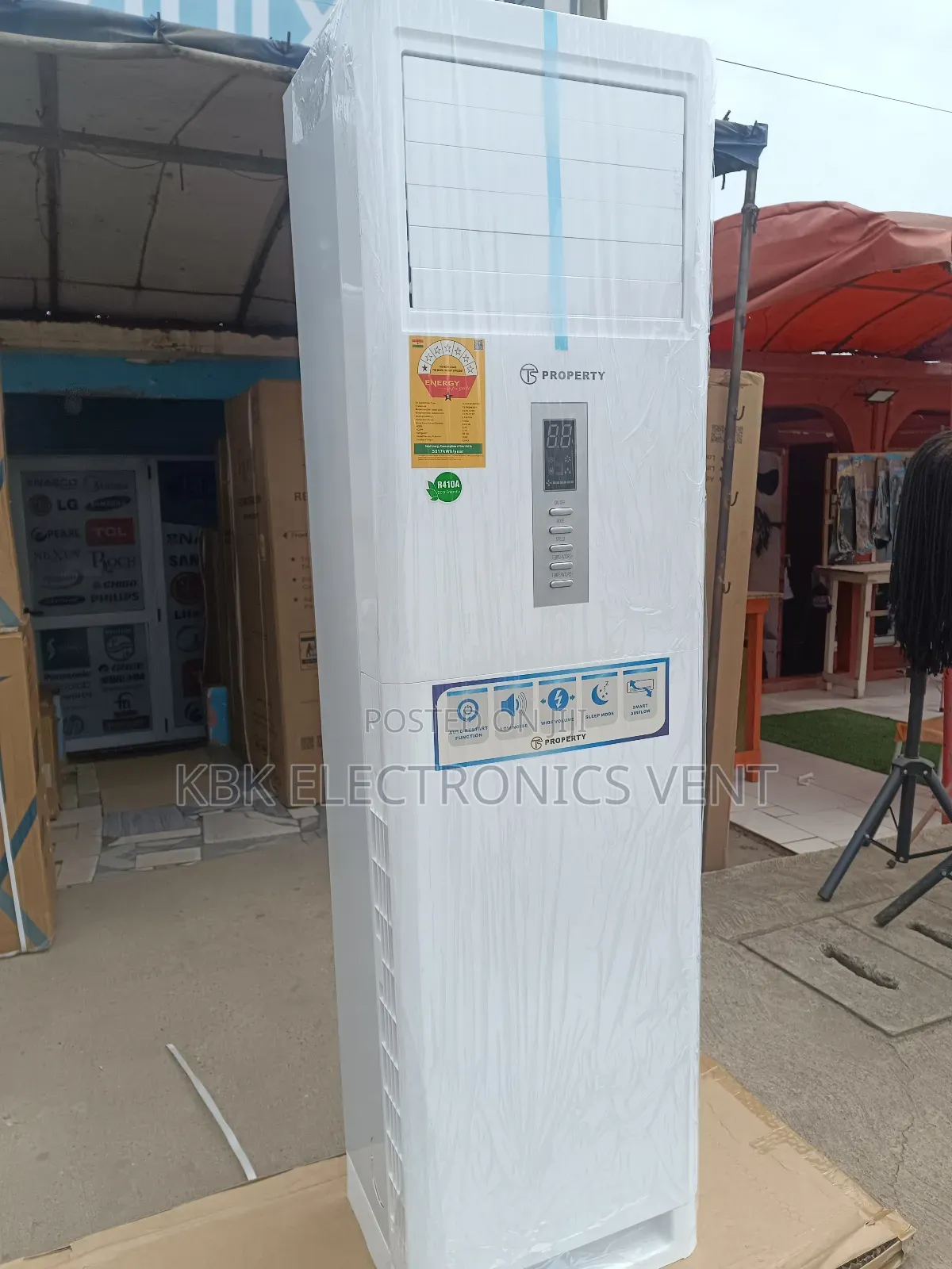 Property 2.5hp R410 Floor Standing Air Conditioner