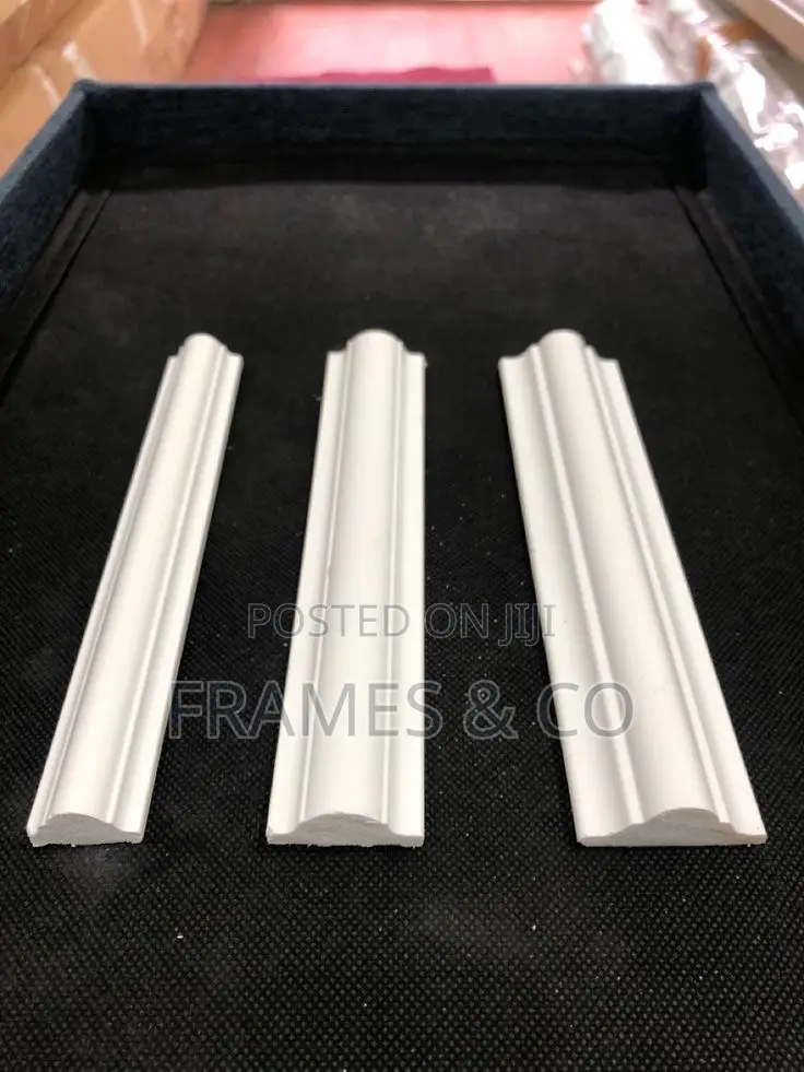 Decorative Wall Mouldings / Cornice