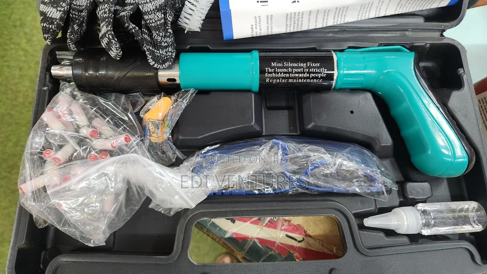 Explosive Fastening Nail Gun With 100 Extra Set Nails