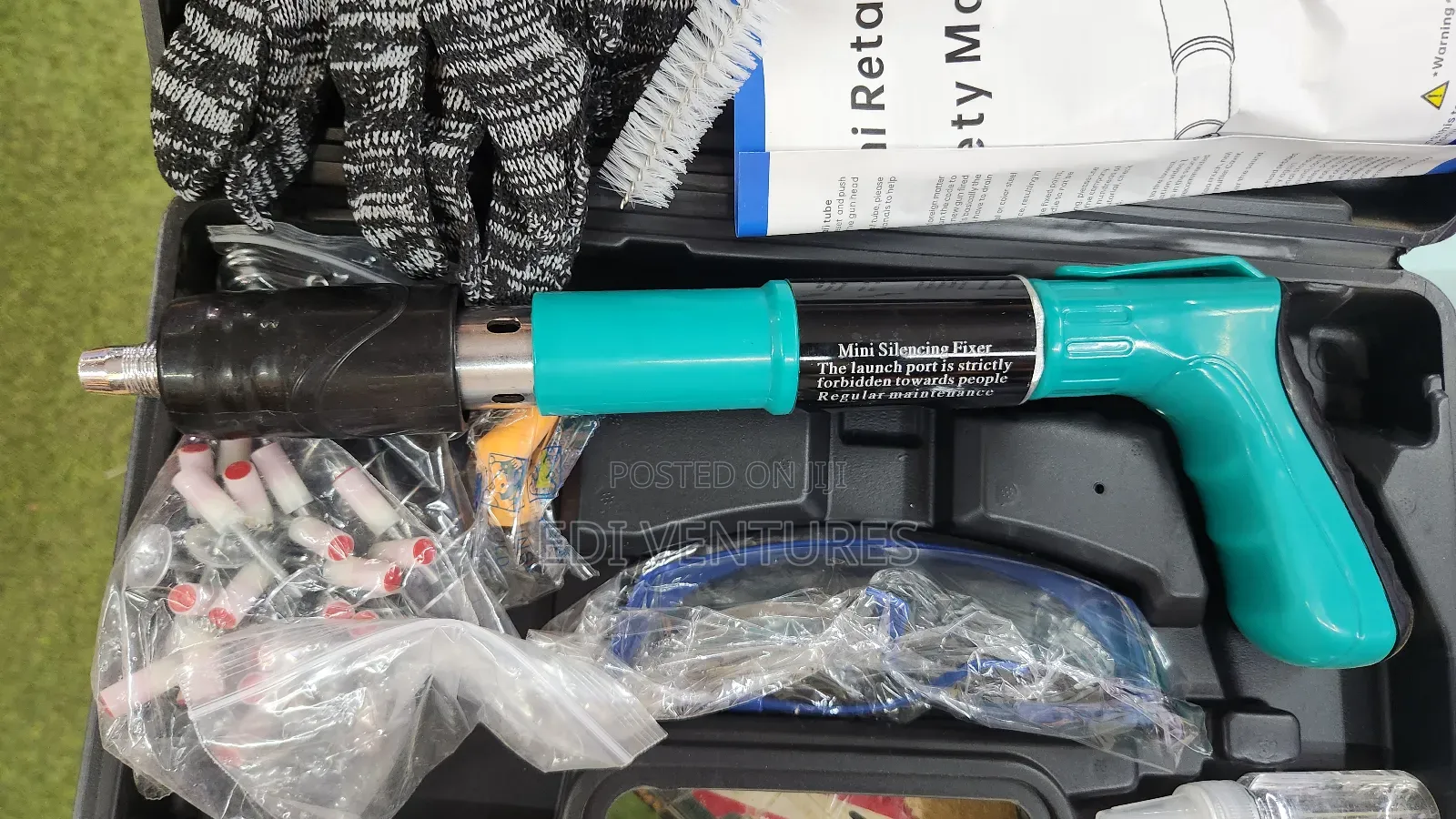 Explosive Fastening Nail Gun With 100 Extra Set Nails