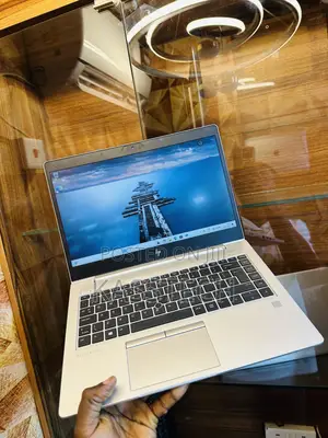 Laptop HP EliteBook 745 G5 8GB AMD Ryzen 5 SSD 256GB