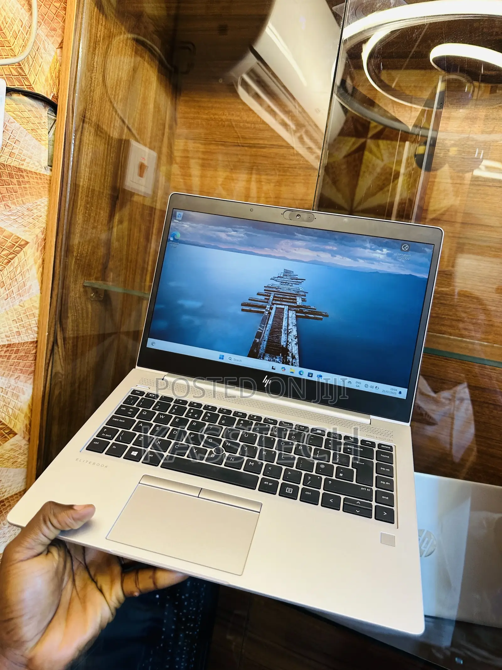 Laptop HP EliteBook 745 G5 8GB AMD Ryzen 5 SSD 256GB