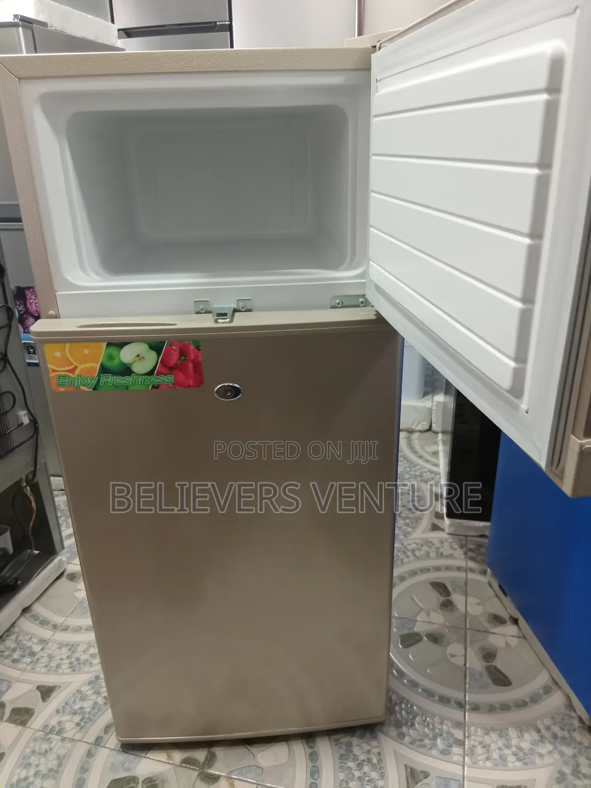 Household Energy Efficient Fridge Westpool Top Freezer 95l