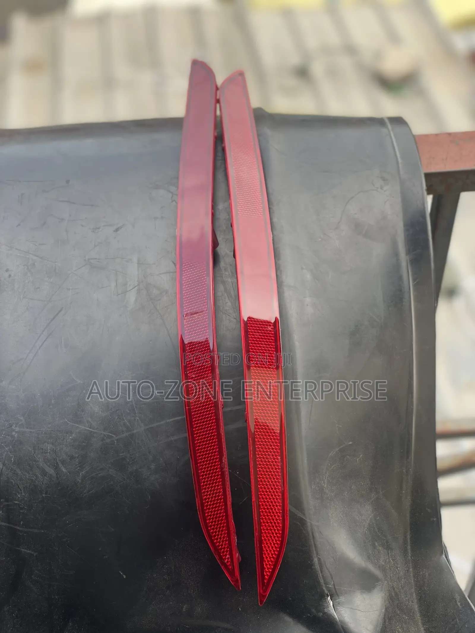 Hyundai Elantra 2017 Back Bumper Reflectors Pair