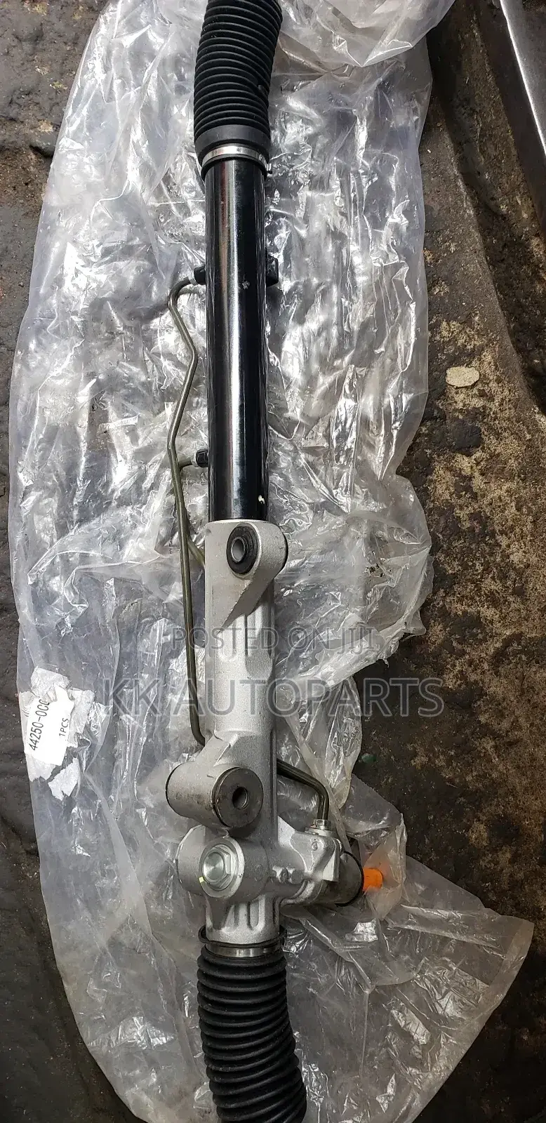 Toyota Tundra, Sequoia 1998,1999,2000,2001,2002-2005 Steering Rack
