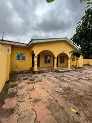 4bdrm Apartment in East Legon for rent