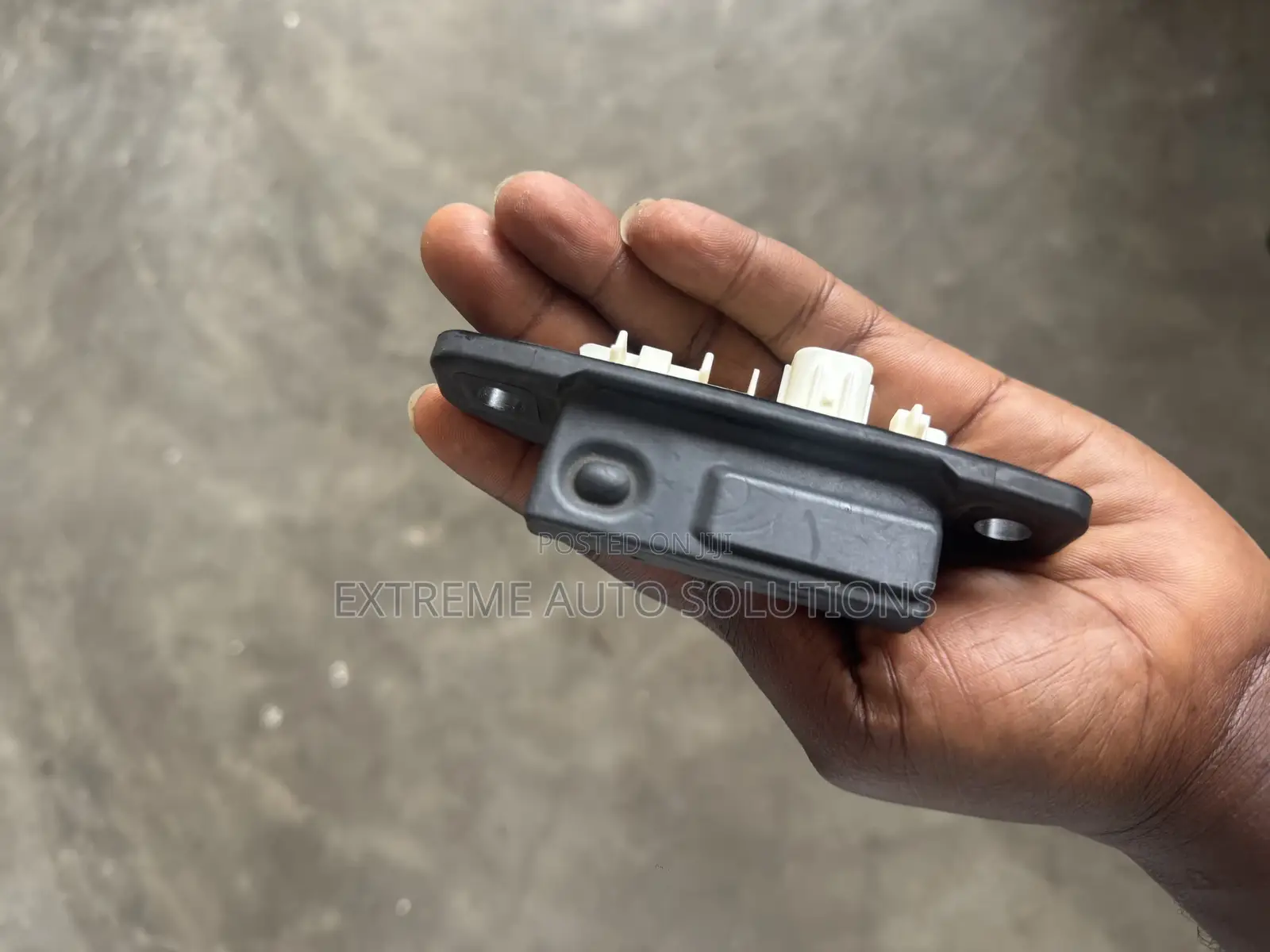 Rav4 Xa50 19- Tailgate Boot Release Open Handle Switch