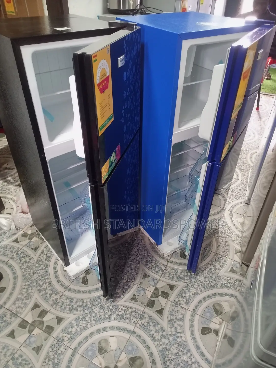 Gleeful 108l Westpool Wp-128a Fridge Freezer Systematic Set